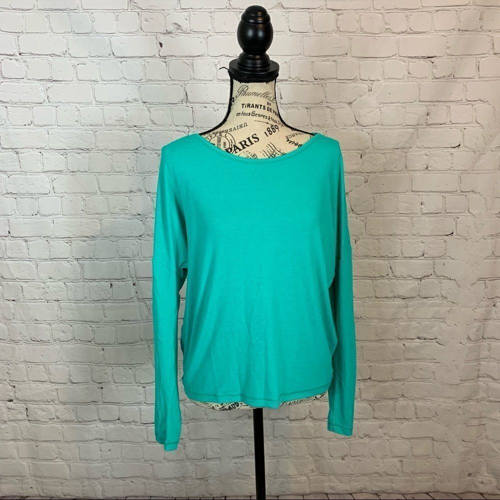 Lucy Workout Top sea-foam green size medium open back